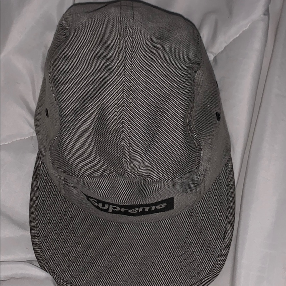 Supreme hat - Picture 4 of 4